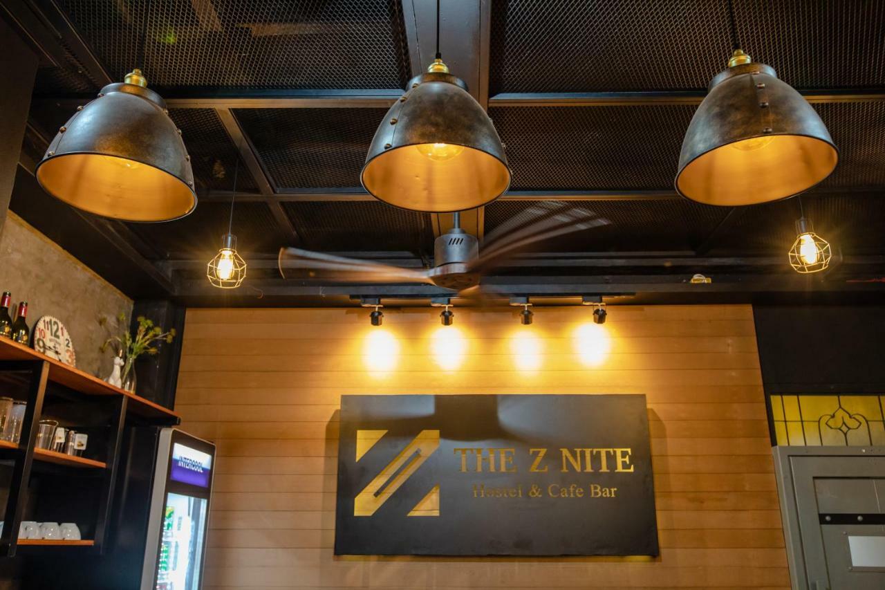 Phuket The Z Nite Hostel מראה חיצוני תמונה